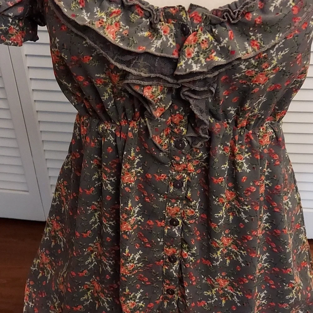 Floral Ruffle Dress - Picture 3 of 7